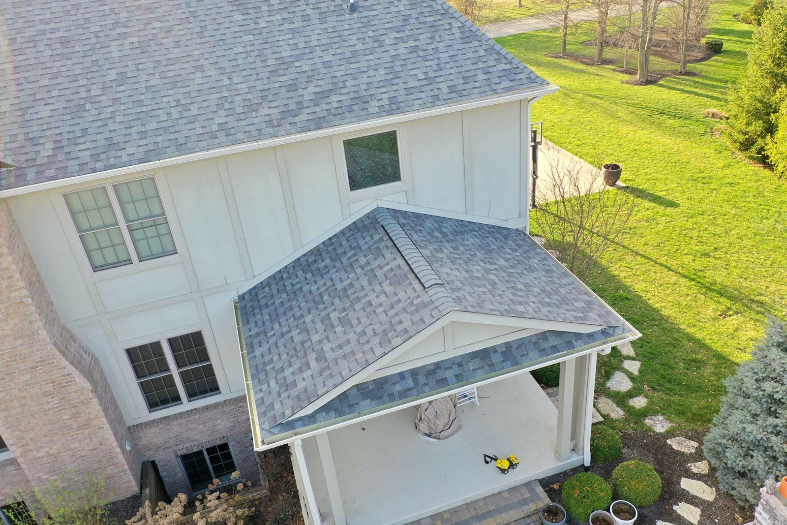 Roofer Indianapolis - Indianapolis Roofing LLC completed a project successfully in Indy